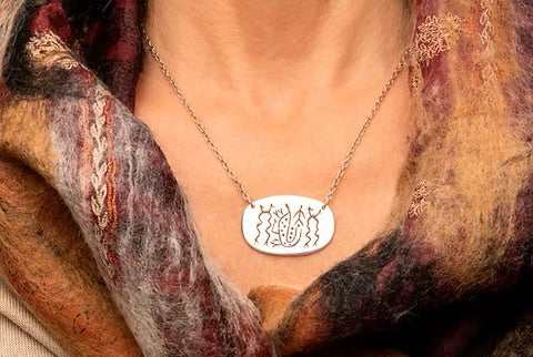 Müge Nisari Göbekli Tepe collectie Grindstone Necklace