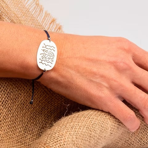 Müge Nisari Göbleki Tepe collectie Grindstone Bracelet