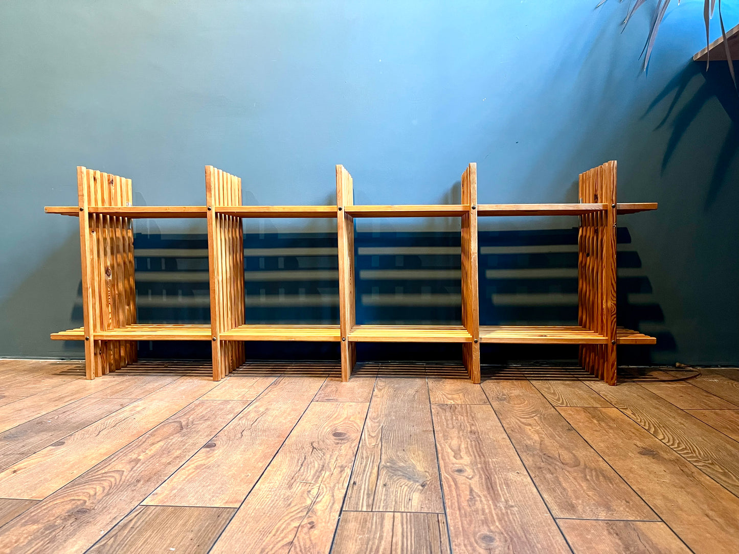 Thorvald Lissau bookcase / roomdivider