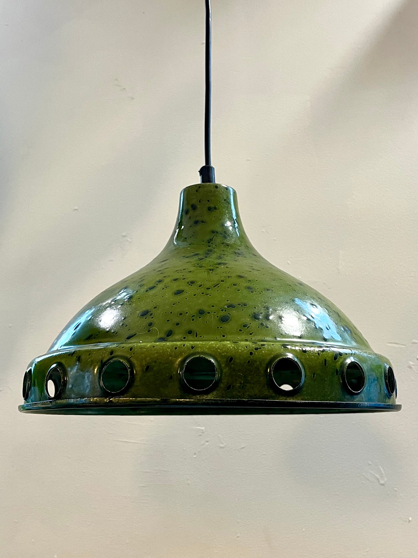 Vintage jaren ‘60 geëmailleerde hanglamp